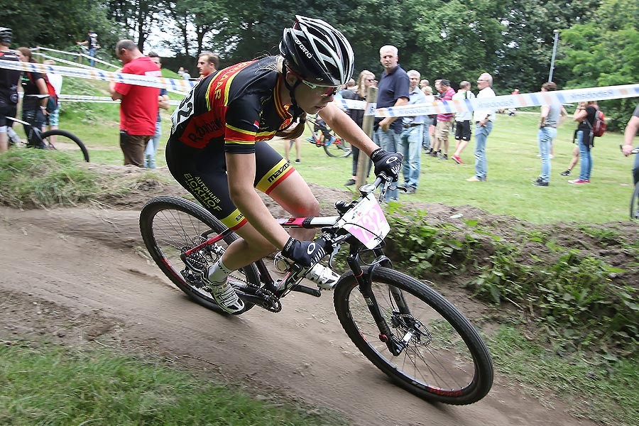 Maaike de Heij naar titel MTB