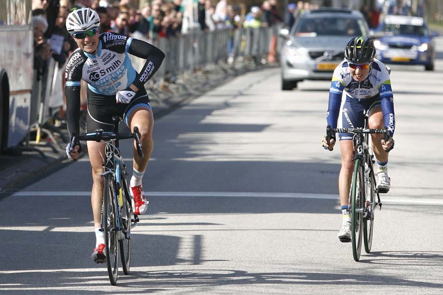 Vera Koedooder wint EPZ Omloop Borsele