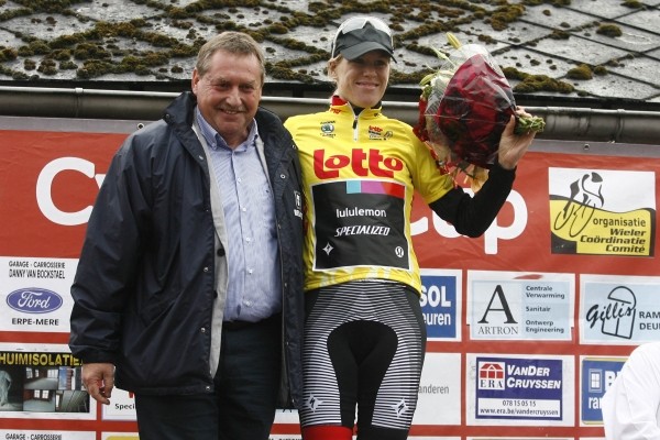 Ellen van Dijk wint eindklassement in België