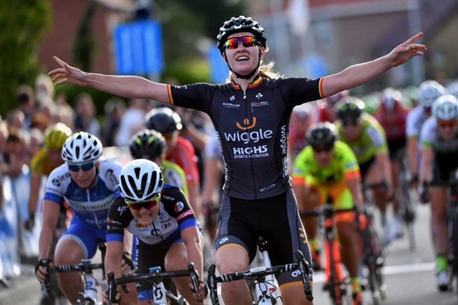 D'hoore wint in BeNeLadies Tour