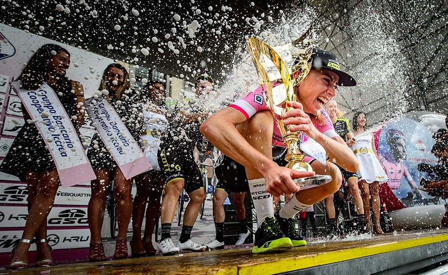 Vos en Van Vleuten juichen in Giro Rosa