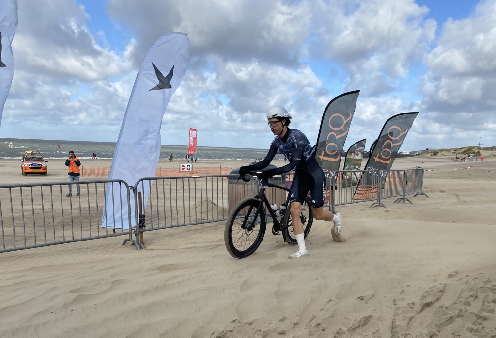 Jules de Cock wint in Renesse