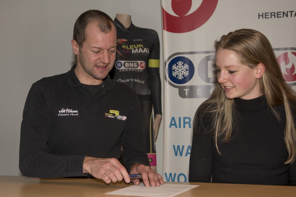 Nieuwe hoofdsponsor voor team Aniek van Alphen