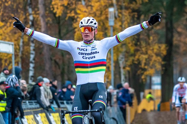 Perfecte score voor Van der Poel