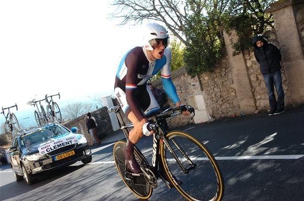Giro: Clement achtste in tijdrit, Gesink verliest tijd