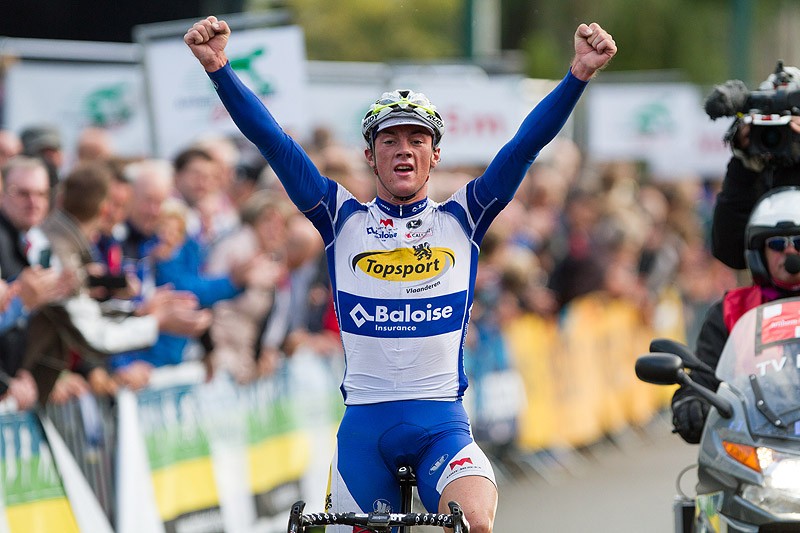 Yves Lampaert de sterkste in koude Arnhem Veenendaal Classic