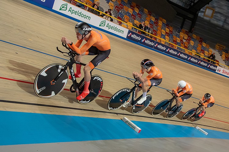 Talentenploegen KNWU winnen NK ploegachtervolging