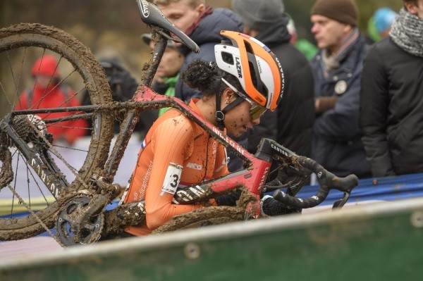 Alvarado topt Nederlands podium in Meulebeke