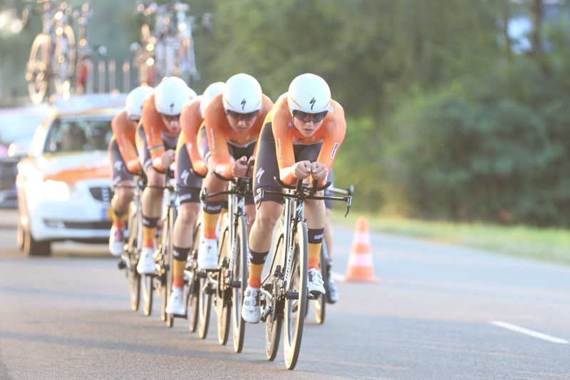 Giro Rosa start met ploegentijdrit