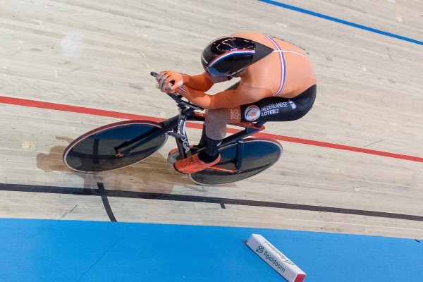 Beukeboom rijdt naar Nederlands record