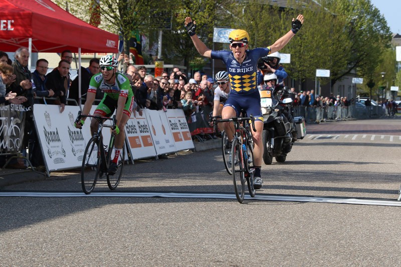 Drielandenomloop mannen voor Bol