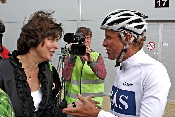 KNWU ontneemt Boogerd Nederlandse titel