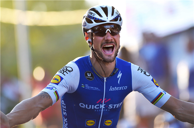 Boonen wint in San Luis, Van Poppel valt uit