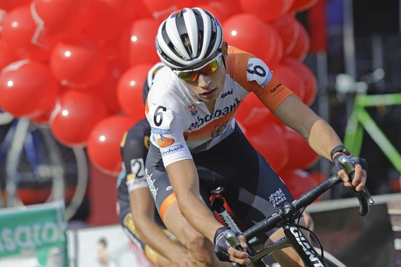 Vier talenten naar Roompot-Oranje Peloton