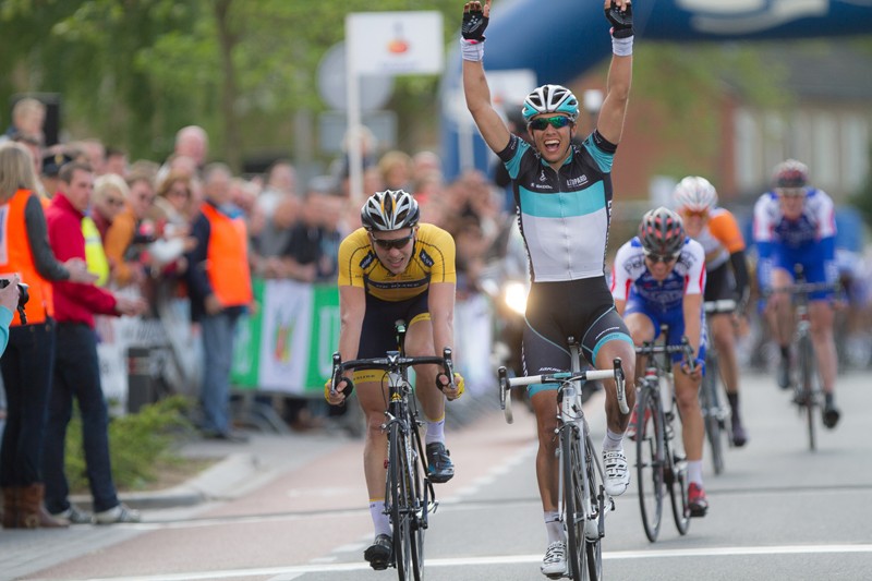 Coenen wint Ronde van Overijssel