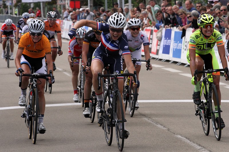 Audrey Cordon wint vijfde rit Route de France