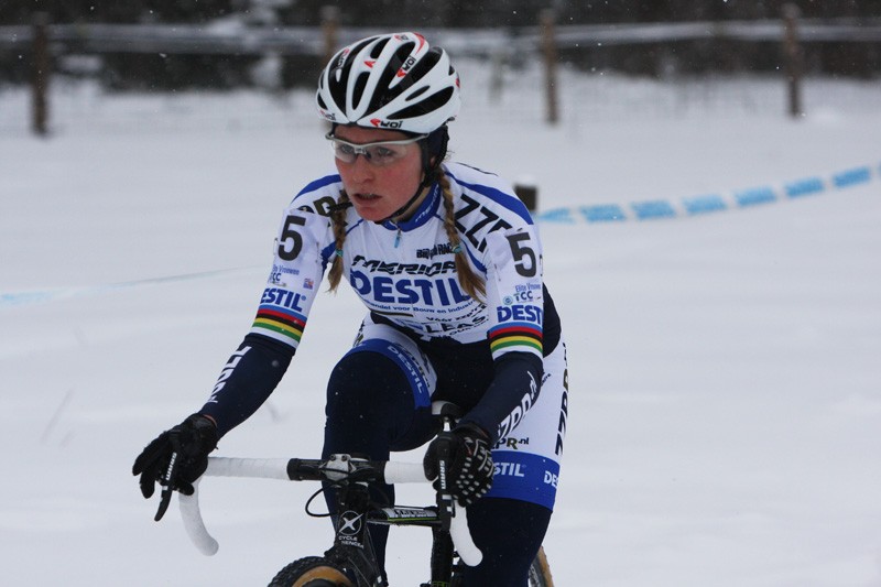 Daphny van den Brand weer actief in de cross