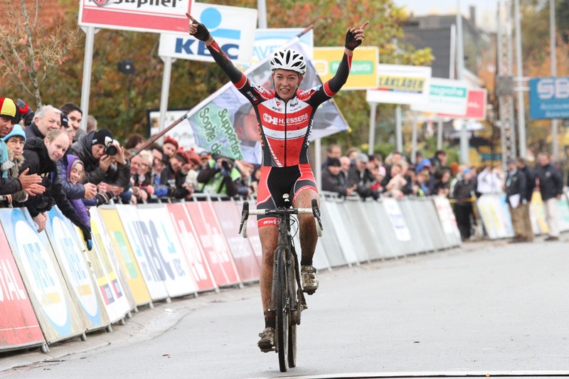 De Boer stijgt plek in UCI-ranking