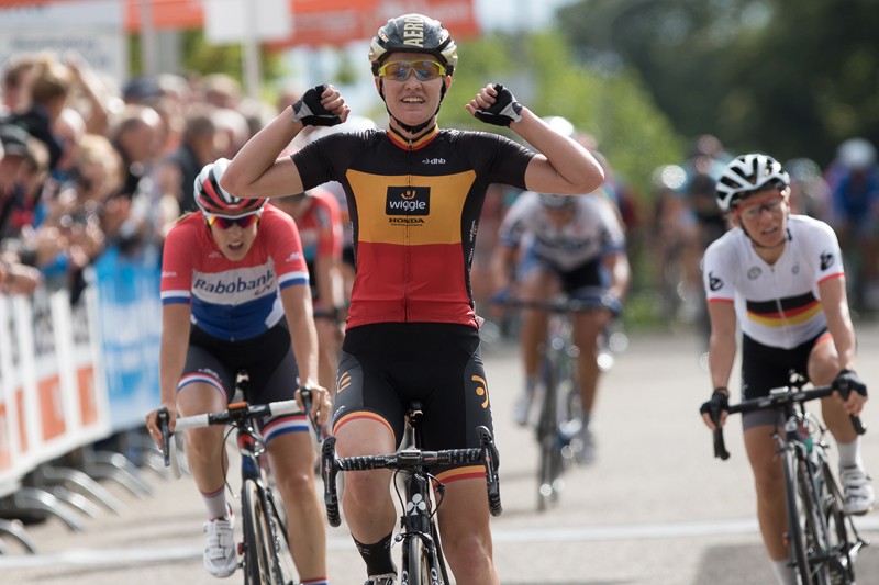 Openingsrit Boels Ladies Tour voor D'hoore