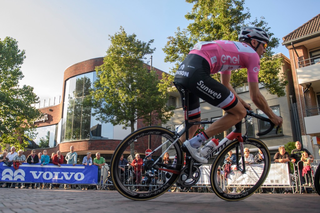 Wie rijdt waar in de profcriteriums?