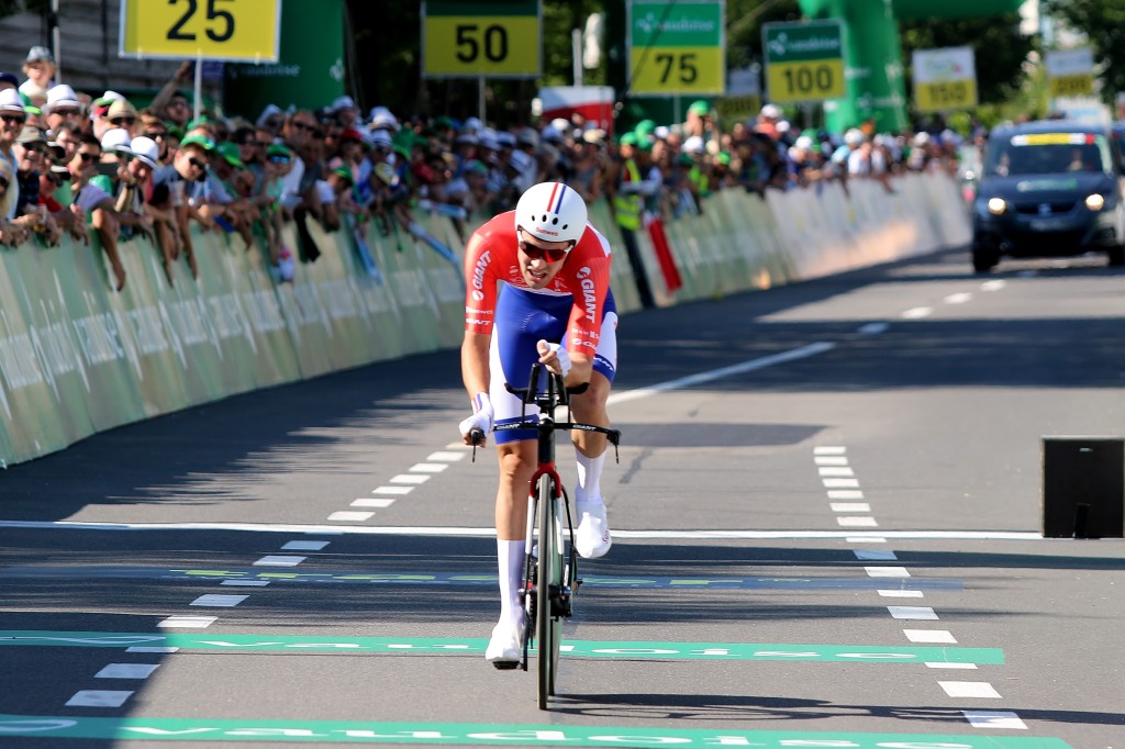 Dumoulin vijfde in openingstijdrit Zwitserland