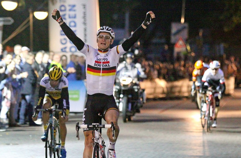 Greipel wint Gouden Pijl in Emmen