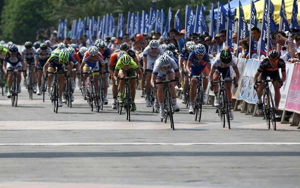 Riabchenko wint Chongming Island, Pieters derde