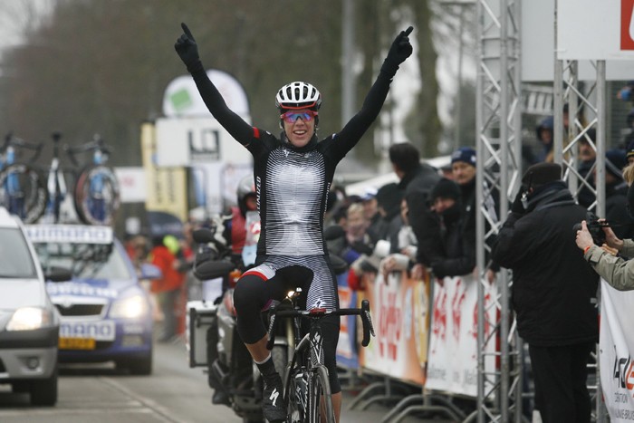 Ellen van Dijk wint GP Le Samyn