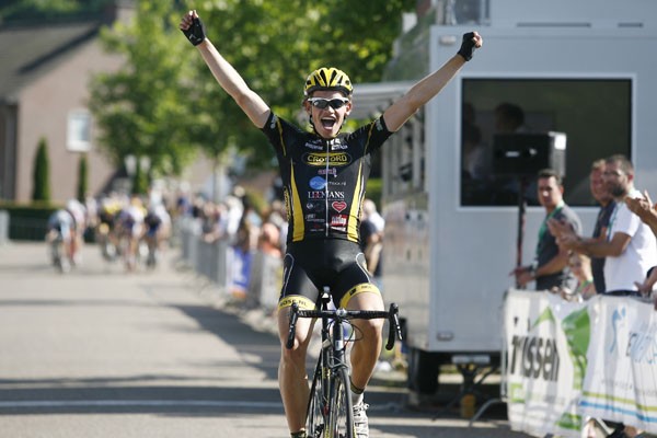 Gerts wint Omloop van Schin op Geul