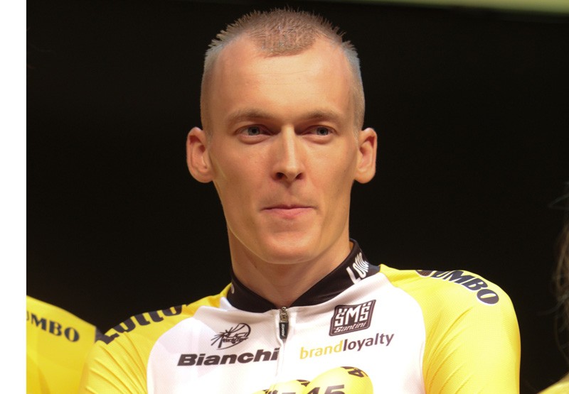 Gesink moet eerste training na val af breken