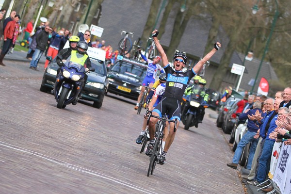 Van Goethem wint op de keien van Exloo