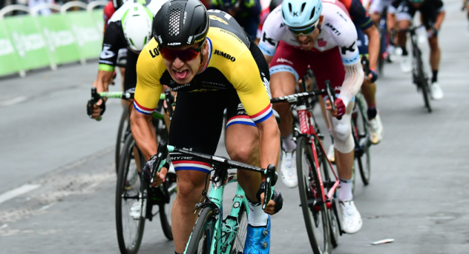 Groenewegen sprint naar tweede stek in Britain