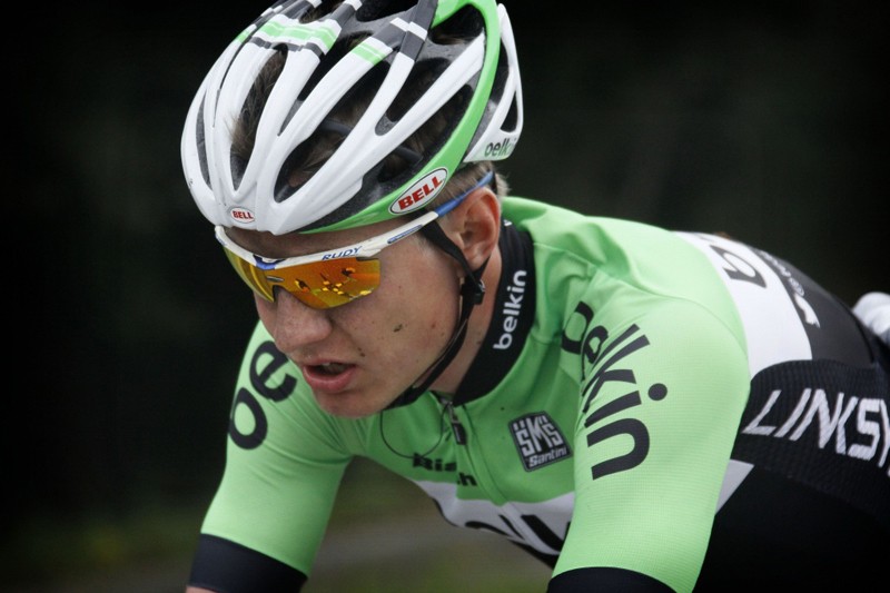 Kelderman blijft achtste in Giro maar verliest tijd