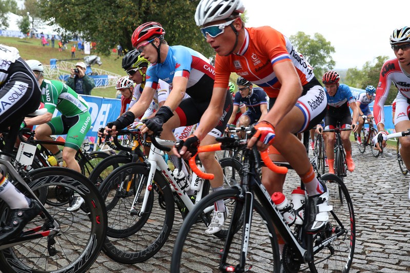 Mobach wint Parijs-Roubaix bij junioren