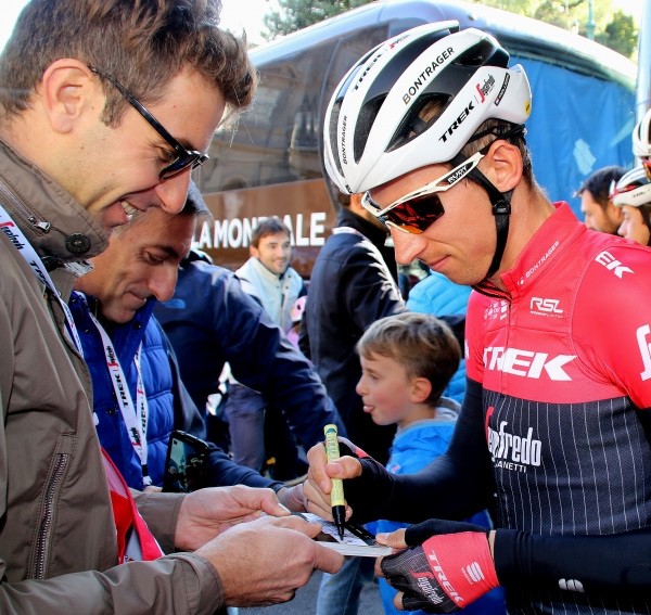 Mollema net naast podium in Besseges