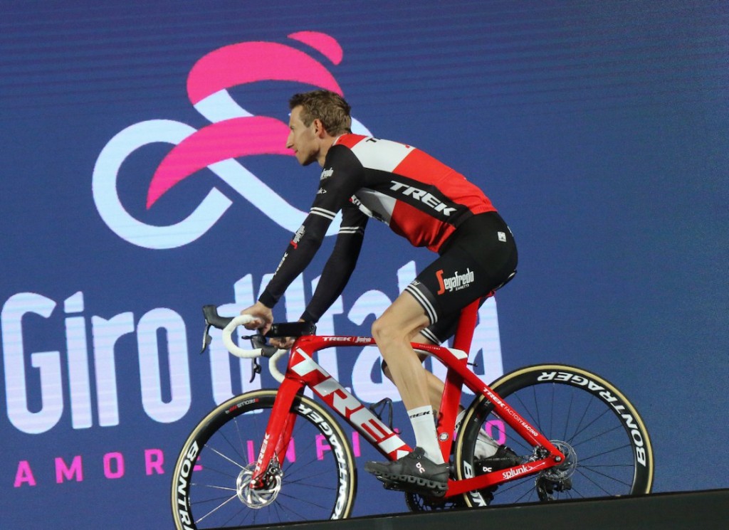 Mollema zesde op Mont Aigoual