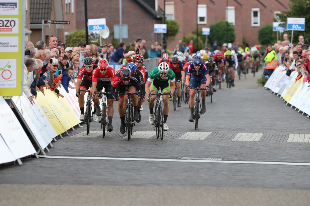 Philipsen wint vijfde etappe Olympia's Tour