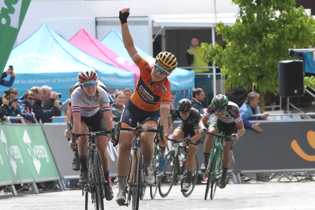 Amy Pieters sprint naar winst in Women's Tour