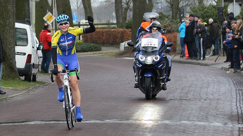 Meijer soleert naar zege in Koepel Race