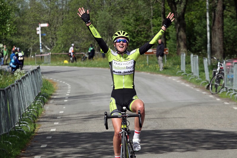 Pauliena Rooijakkers gaat op NK voor triple