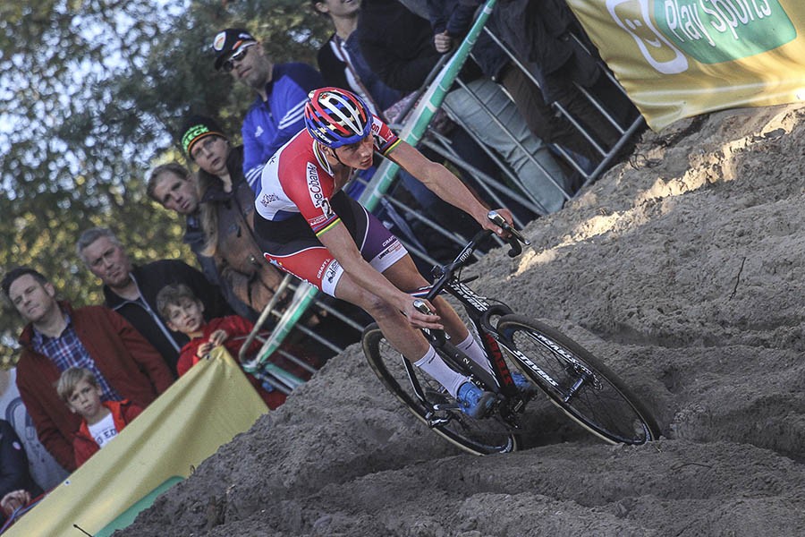 Van der Poel wint ook tweede SP-manche