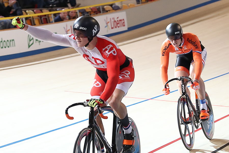 Hoogland heeft eerste titel binnen op NK