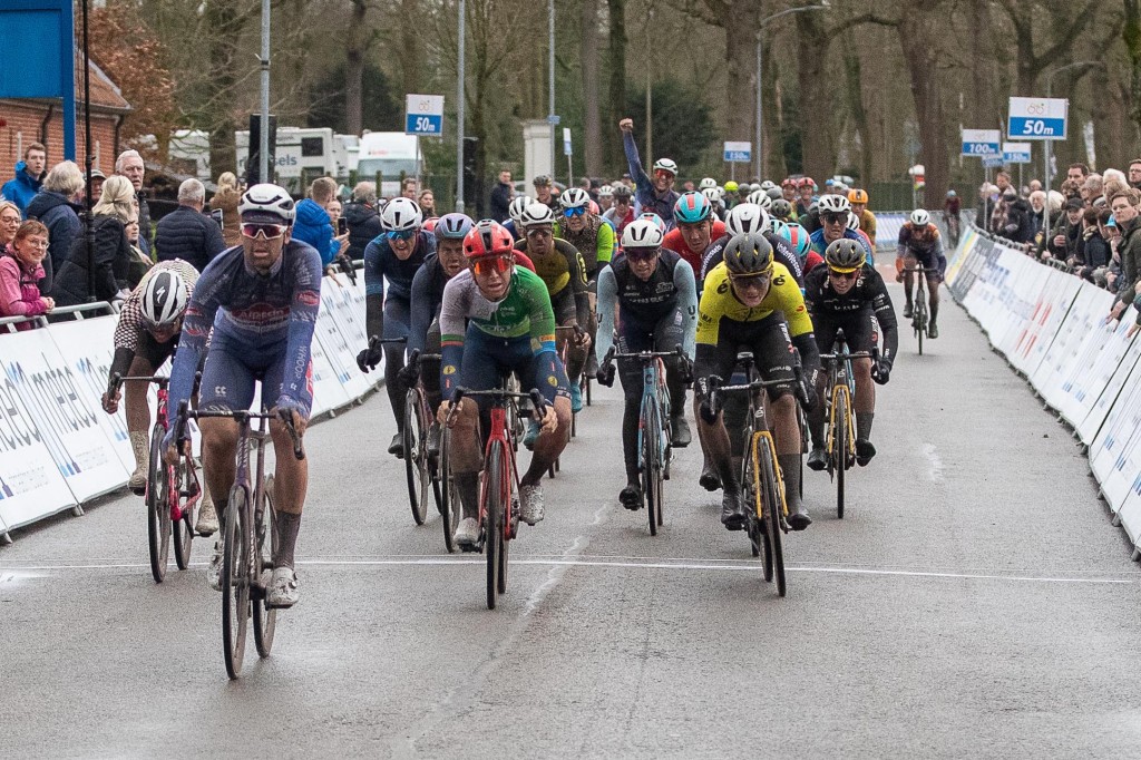 Olympia's Tour: in Roden wint Dehairs