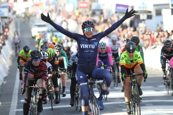 Omloop Nieuwsblad vrouwen: Siggaard wint