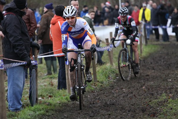 Sabrina Stultiens wint Zilvermeercross