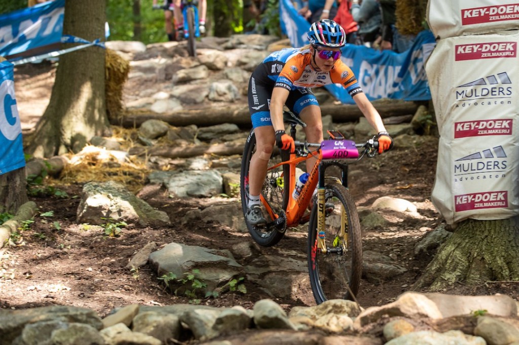 Tauber op podium in WB MTB Snowshoe