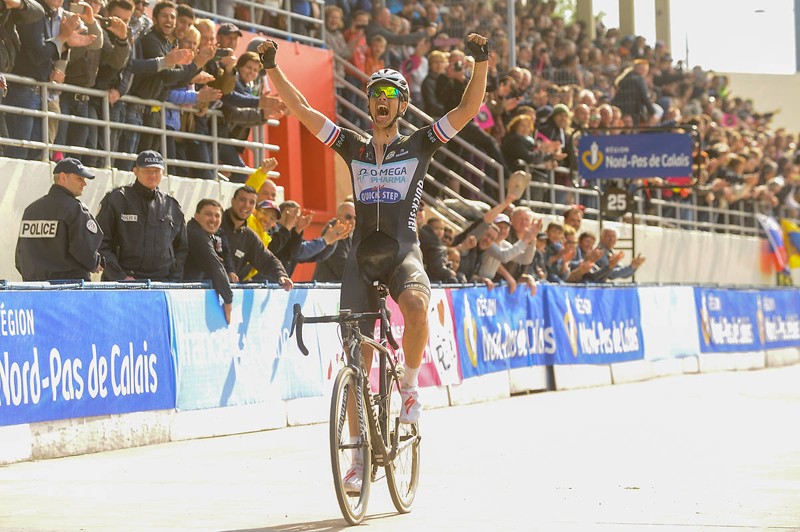 Wielermoment 2014: Terpstra wint Parijs-Roubaix