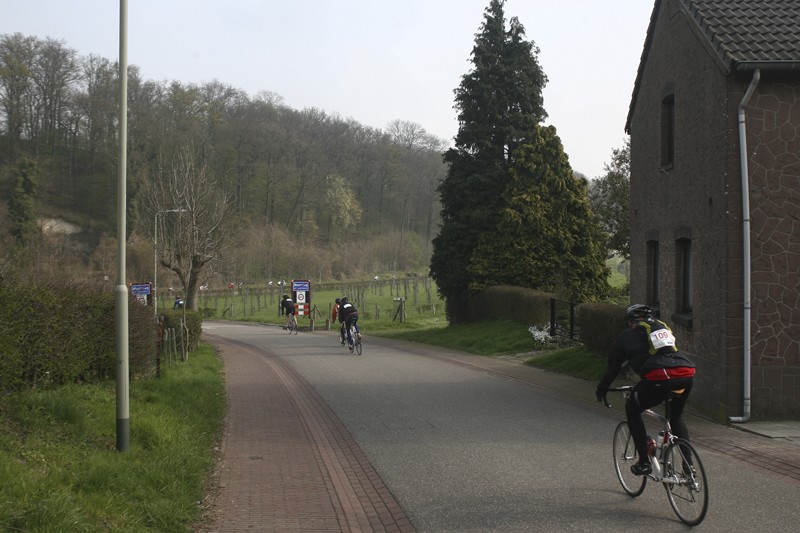 Toeren met Maserati op de fiets