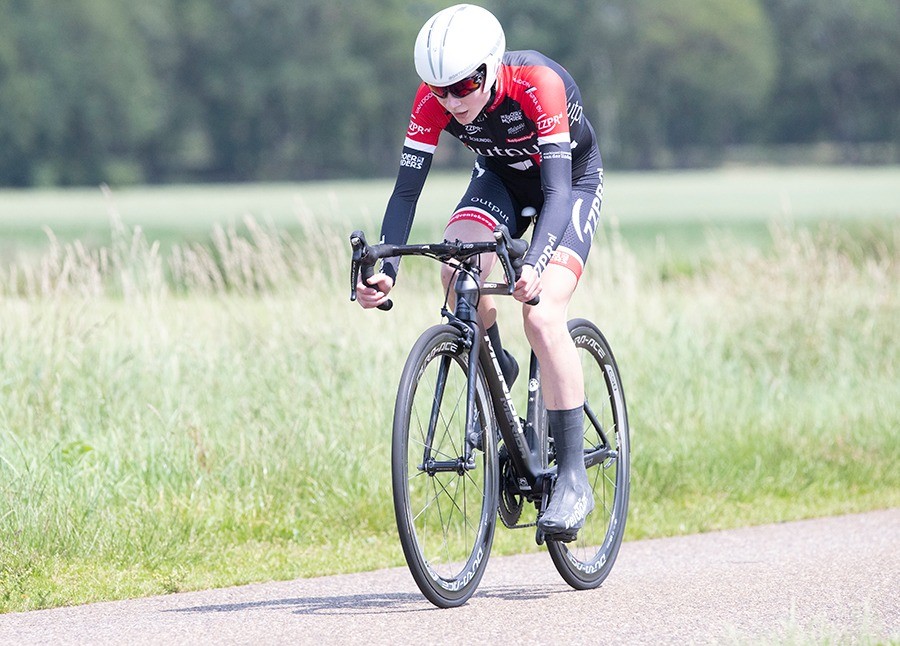 DSM strikt talentvolle Elise Uijen