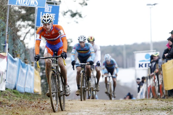 Van Kessel drie jaar langer bij Telenet-Fidea